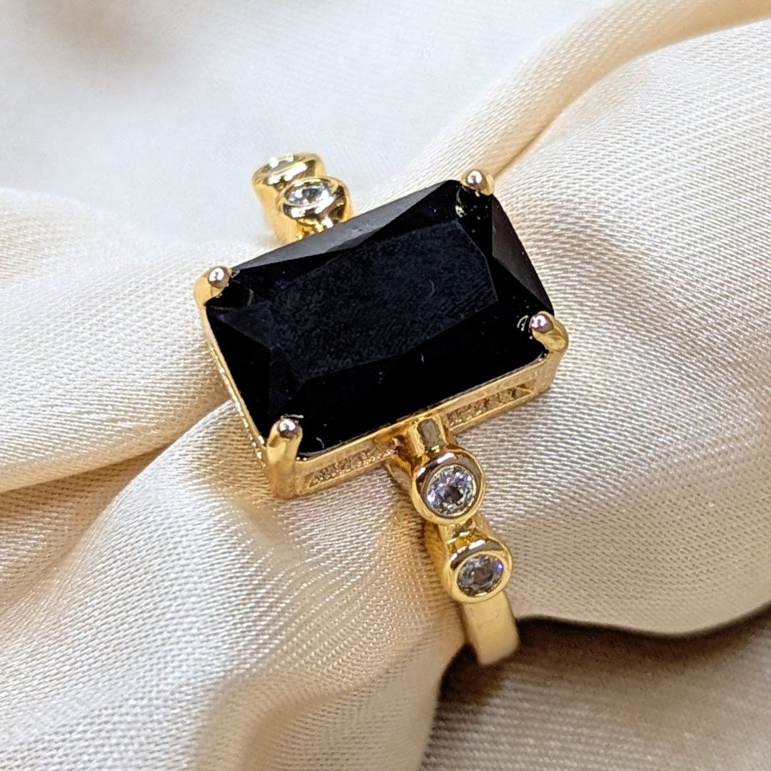 Elegant Golden Black Adjustable Ring 4132