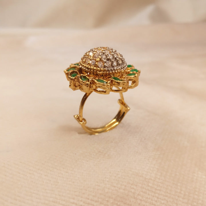adjustable green ring
