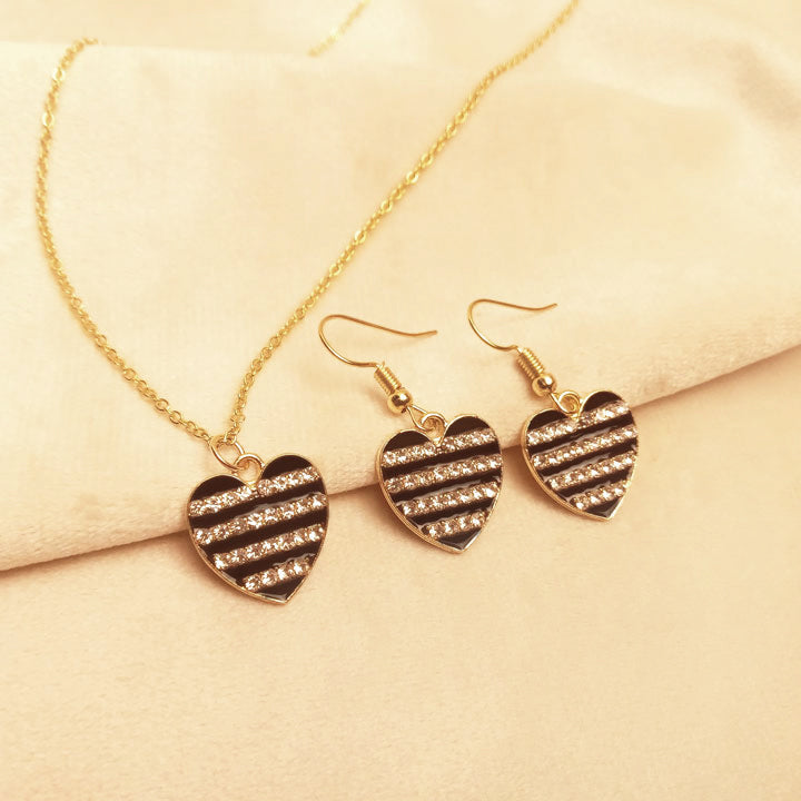black heart locket set