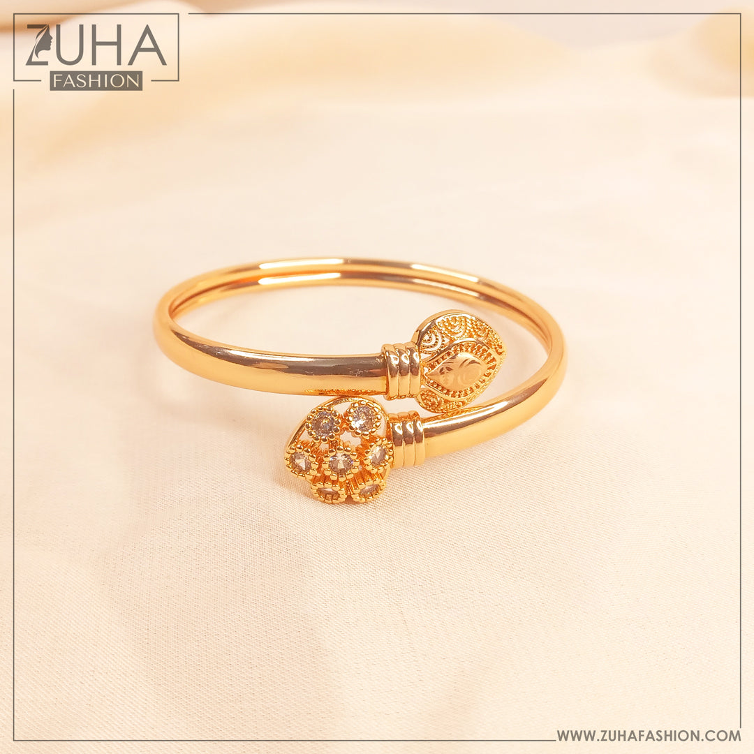 Casual Golden Bangle 0328