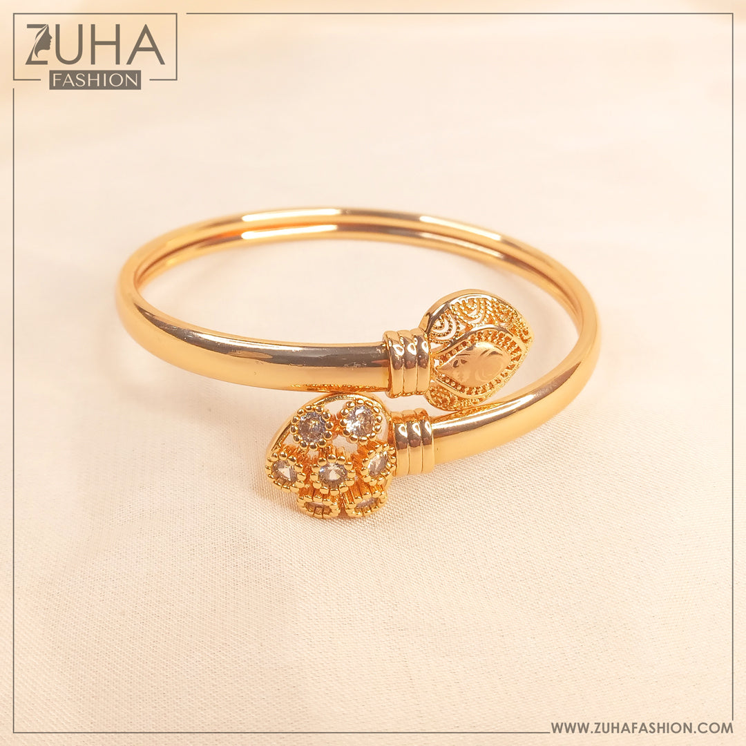 Casual Golden Bangle 0328