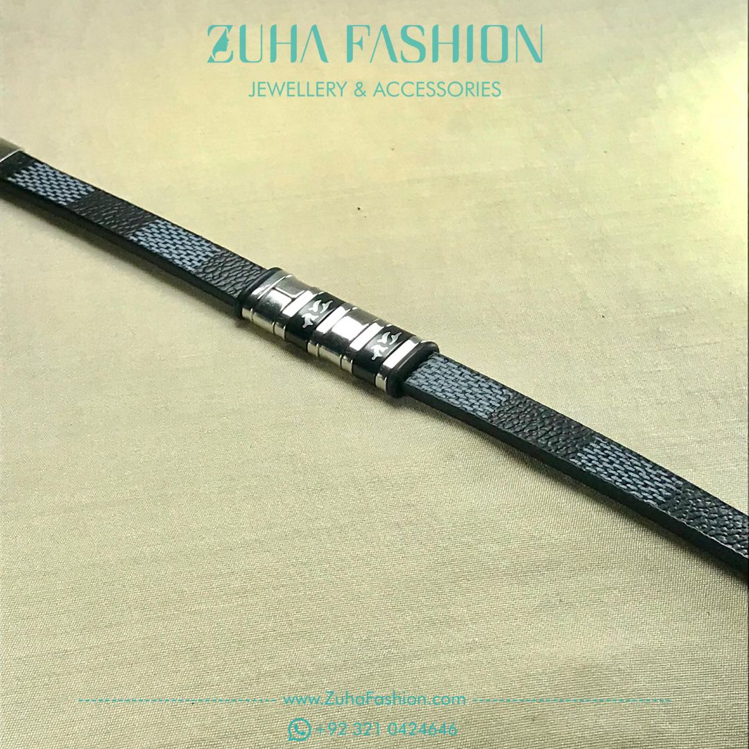 Silver-Lined Falcon Leather Bracelet 1002