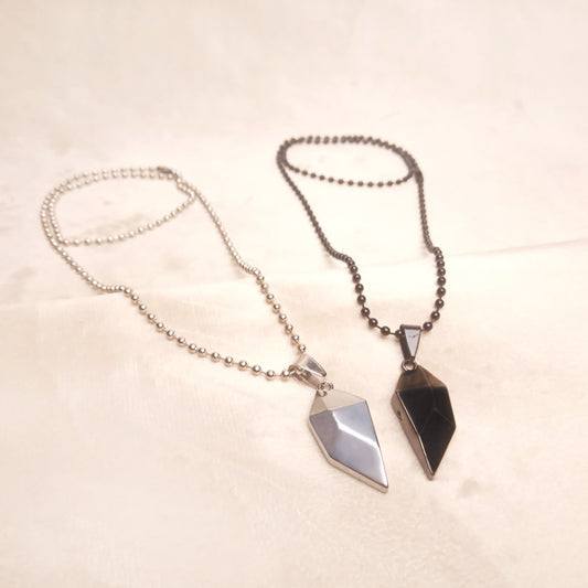 magnetic heart couple necklace