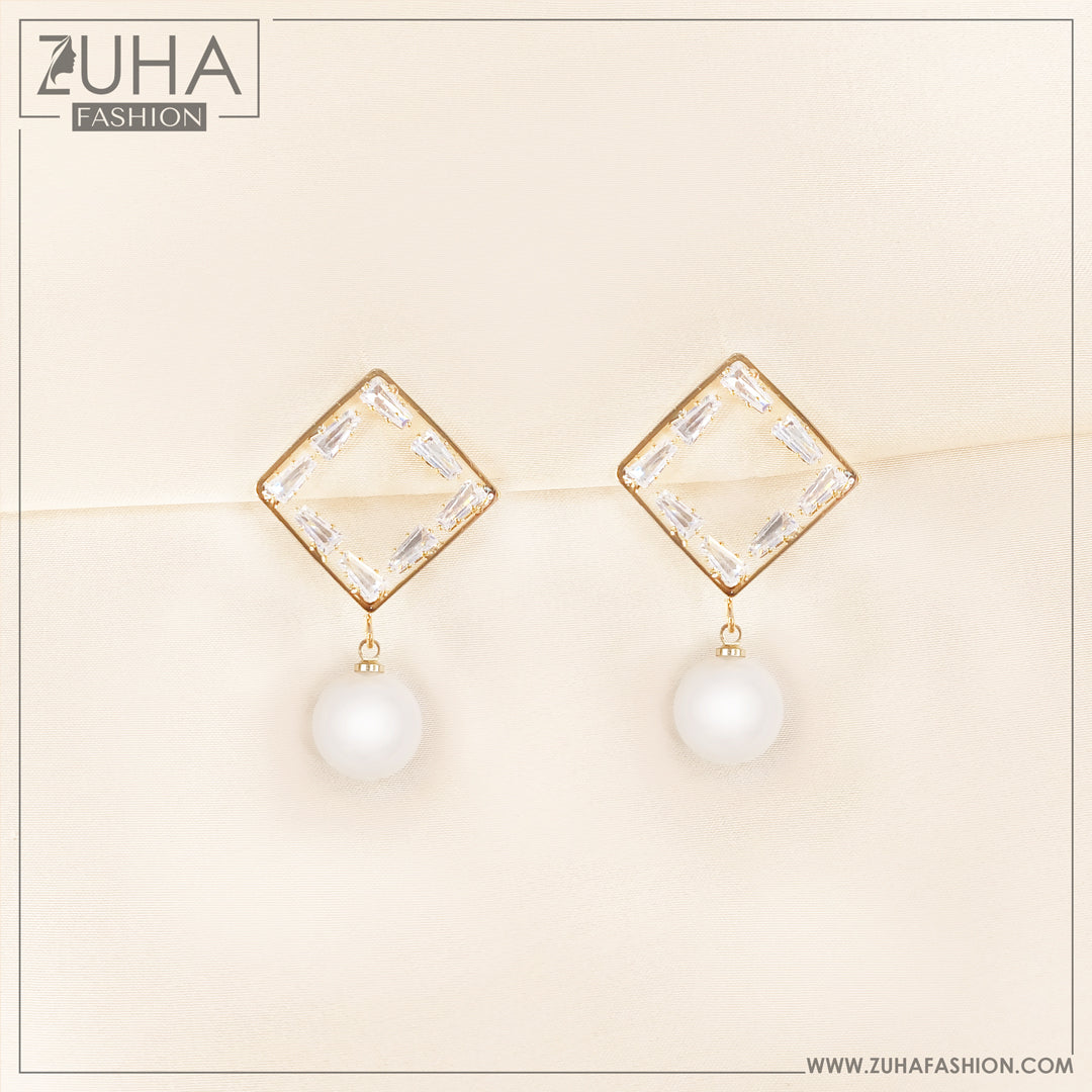 Elegant White Pearl Earrings 0406
