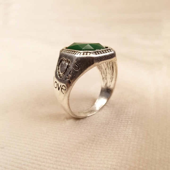 Green Stone Gents Ring 0558