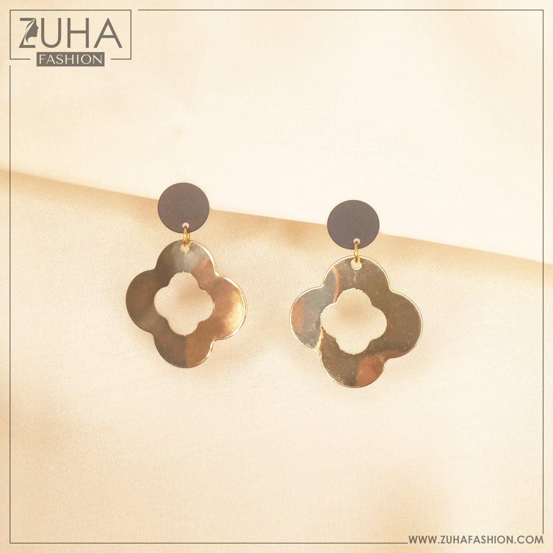 Funky Gold Black Earrings 0009