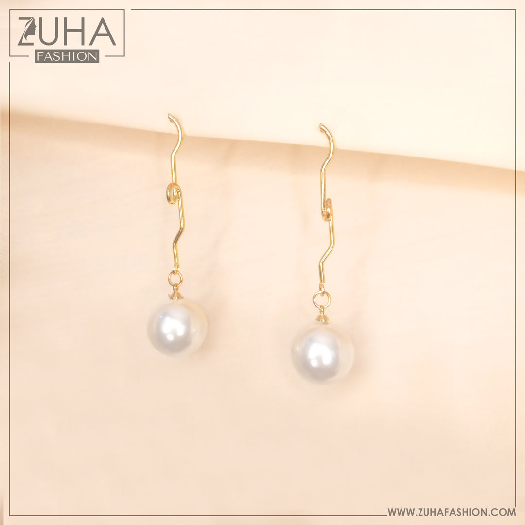 Funky White Pearl Earrings 0013